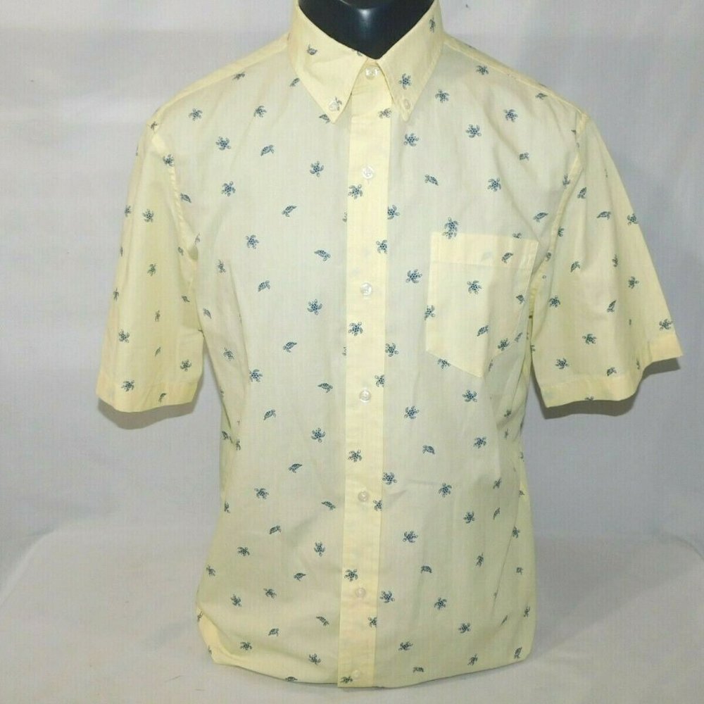 CHAPS Mens M Yellow Blue Sea Turtle Print Short Sleeve Button Front Shirt